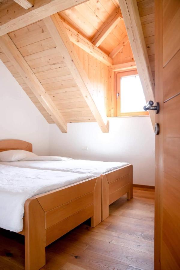 Apartma Mlekuz โบเว็ก ภายนอก รูปภาพ